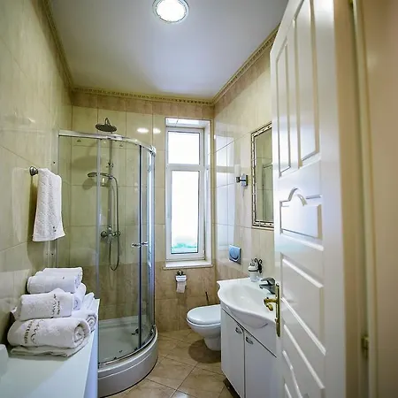 Superior Luxury Imi Σπλιτ